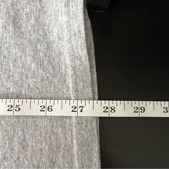 Disney T-Shirt Medium Gray Mickey Mouse World 100th Anniversary Cotton - Picture 7 of 7